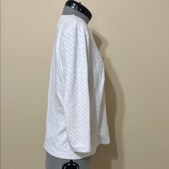 J McLaughlin White Fitted Tunic with 3/4 Sleeves‎ - Picture 3 of 8